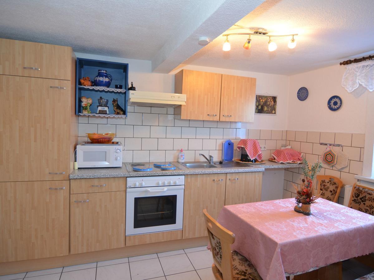 Holiday Home With Garden Neustadt am Rennsteig Exterior foto